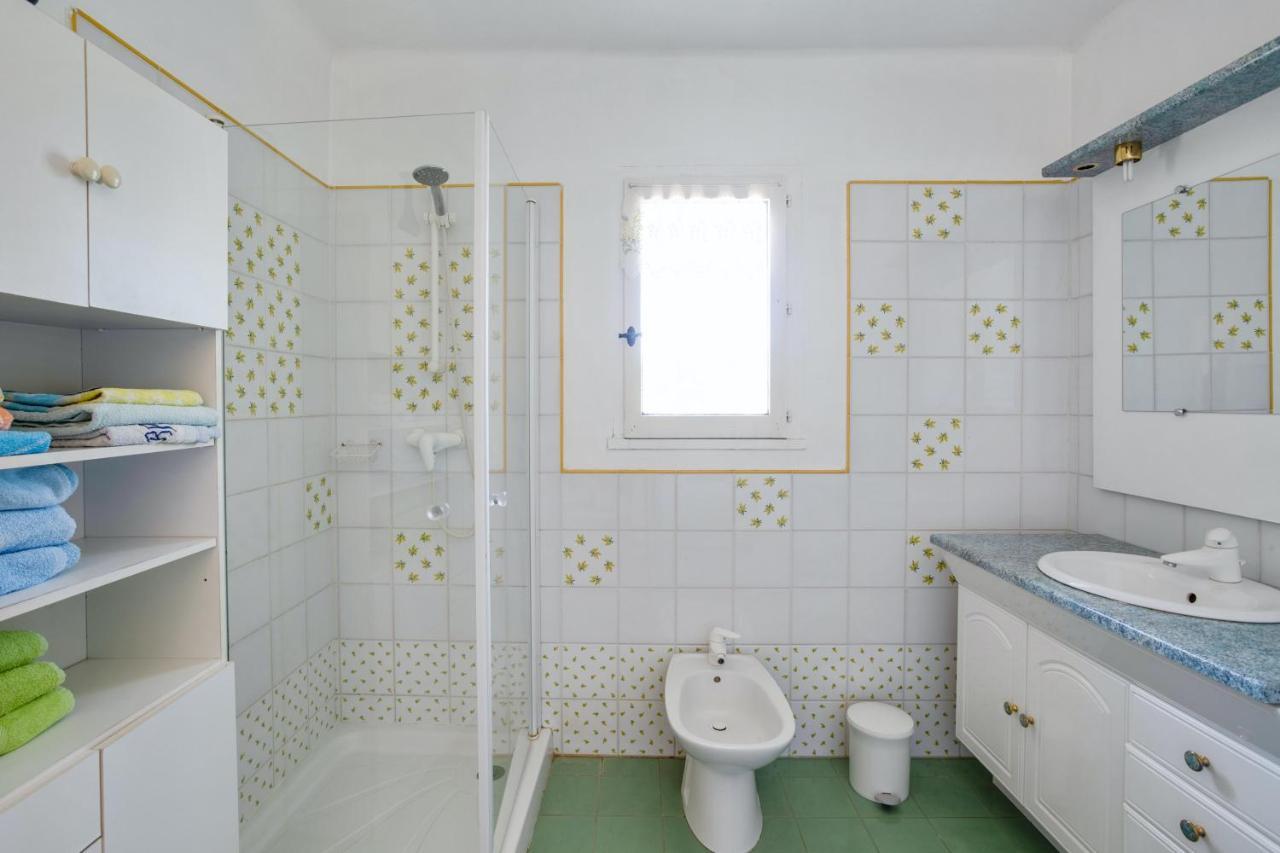 Villa Charmante A La Tour-D'Aigues Avec Piscine Privee Bagian luar foto